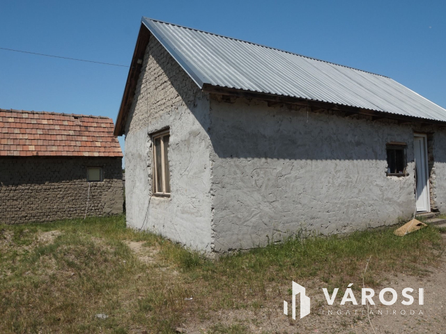 Tágas családi ház bomba áron!