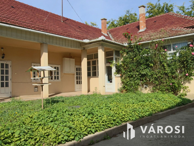 Apartmanház Békéscsaba belvárosában eladó!