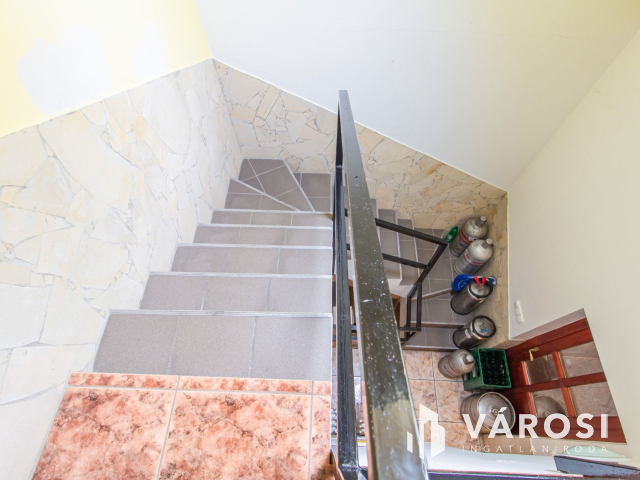 Üzlethelyiség, étterem