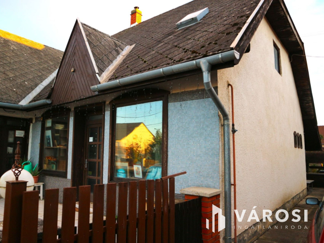 Körmenden 94-es építésű 224m2 beépíthető családiház  eladó