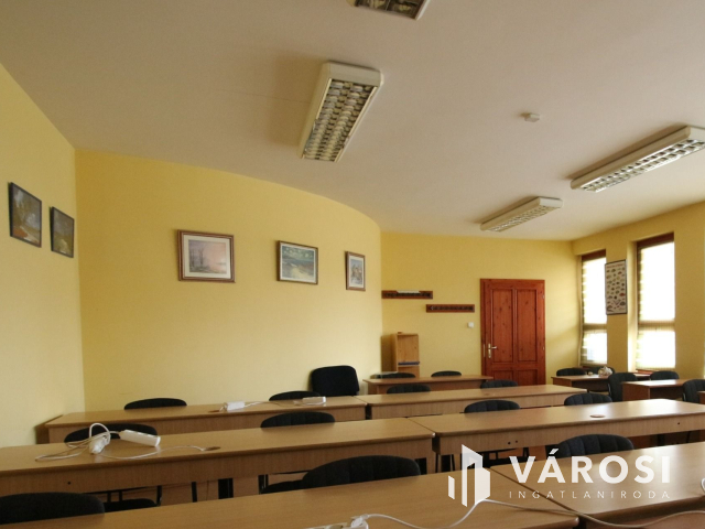 Befektetésre alkalmas családi ház eladó!