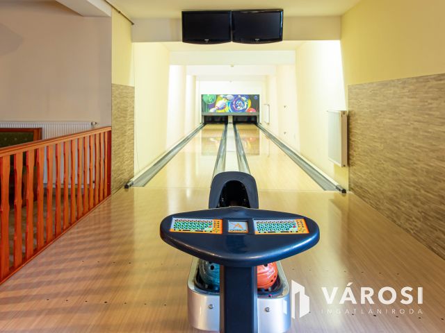 Kiemelkedő befektetési lehetőség Páty központjában!