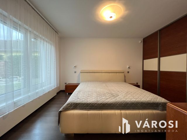 Álomszép luxusotthon, bútorozva eladó