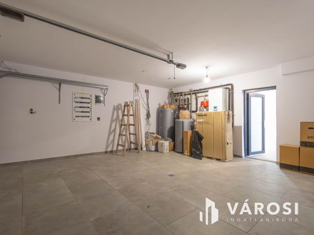 Minden igényt kielégítő újépítésű családi ház