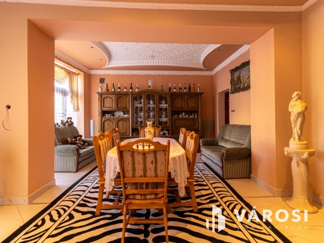 Nagypolgári életérzés Békéscsaba belvárosában