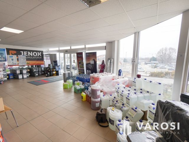 Sokoldalú ipari ingatlan Vértesszőlősön!