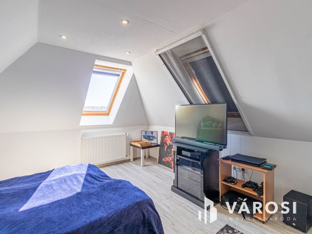 Stílusos, tágas tégla lakás, modern belső térrel