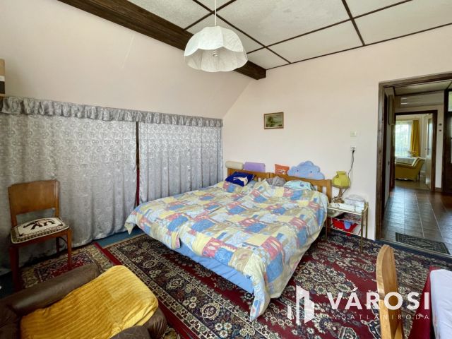 Kétgenerációs családi ház , sok lehetőséggel