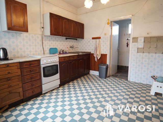 Zalaegerszeg, Csácsi városrészében, eladó családi ház!