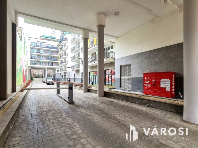 Elektromos autó töltős teremgarázshely a XIII. kerületben