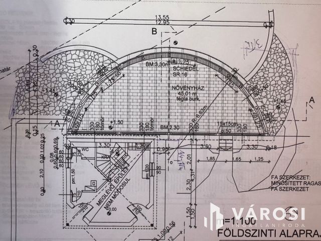 Erdei környezetben, vendégháznak alkalmas komplexum eladó!