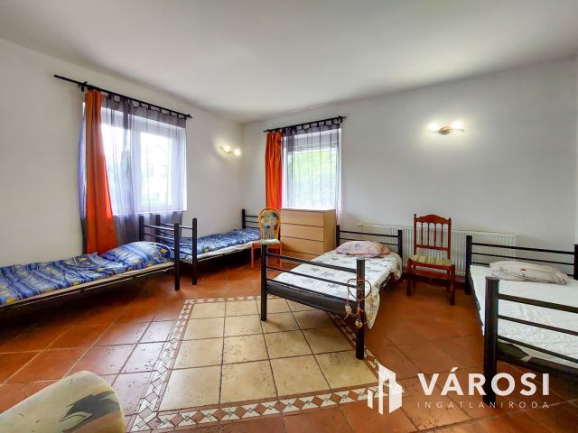 Eladó apartmanház – munkásszállás - nyaralóház