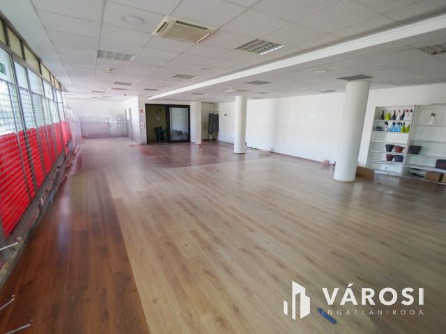 Üzlethelyiség Angyalföld forgalmas részén!