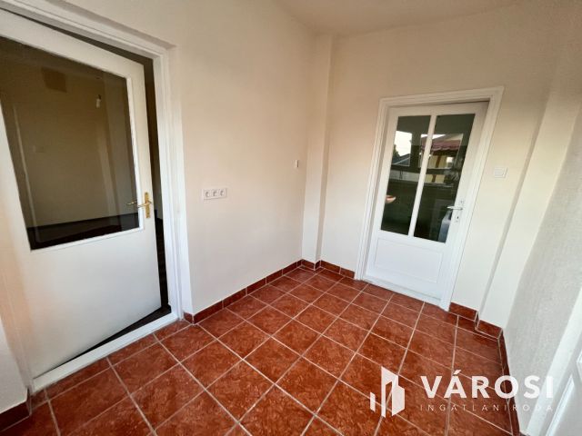 Felújított ház két lakrésszel – szabadság vagy befektetés