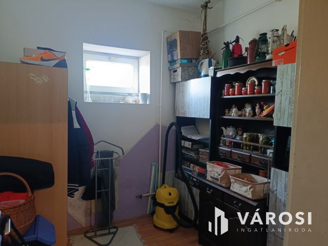 Nagyvenyimen vállalkozásra is alkalmas családi ház