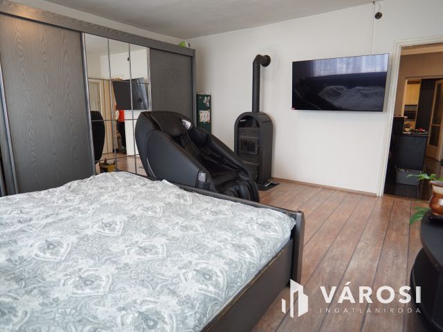 Szepetneken családi ház, sok lehetőséggel