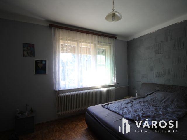 6 szobás ház, Szombathelyhez közel, Perenyén