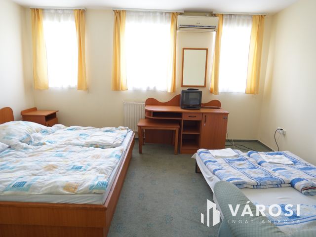 Tökéletes helyen, jó állapotú vendéglátó egység eladó!