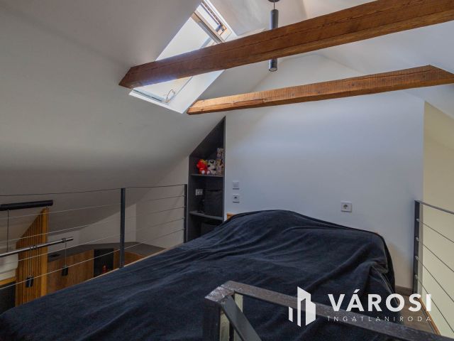 Móravárosi legénylakás garázs lehetőséggel