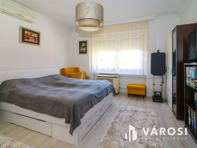 Eladó egy sokoldalúan hasznosítható ingatlan Orosházán!