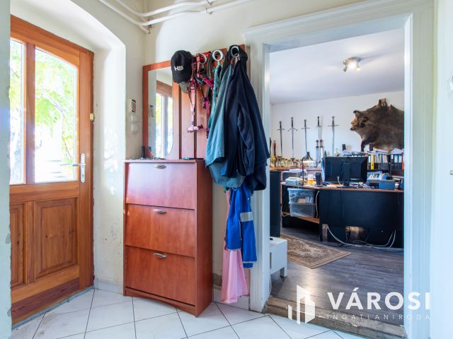 A múlt hangulata, a jelen kényelme Tinnyén