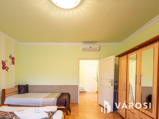 Az év szállása eladó! Apartmanház a fürdő mellett