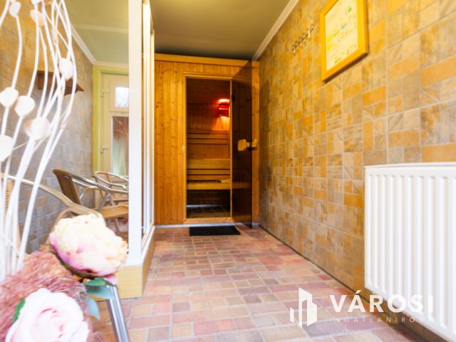 Az év szállása eladó! Apartmanház a fürdő mellett