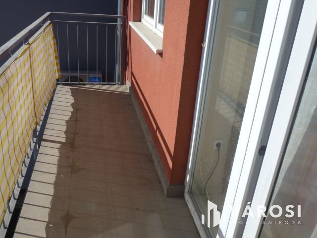 Kedves kis albérlet a Malomsok sétányon!