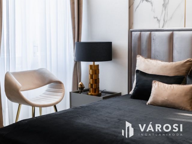 Luxuslakás eladó Újlipótvárosban a Vígszínház mellett