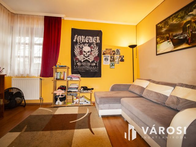 Szép és szuper jó családi ház Gyulaváriban