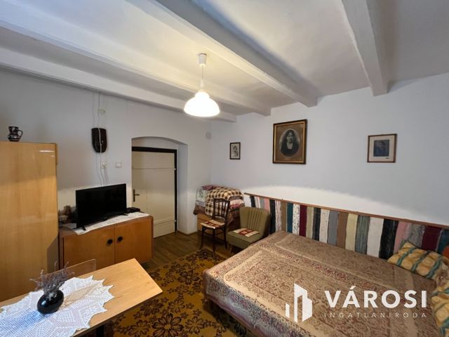 Figyelem! Tiszafüreden Nagyon Szép Parasztház Eladó!