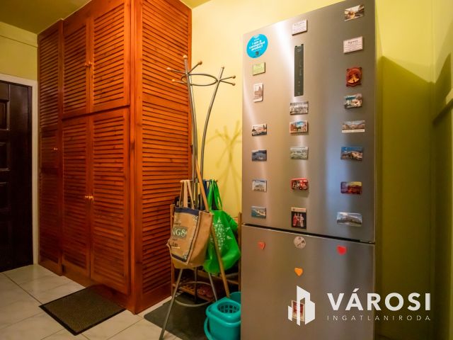 Gyorsan költözhető 2 szobás panellakás