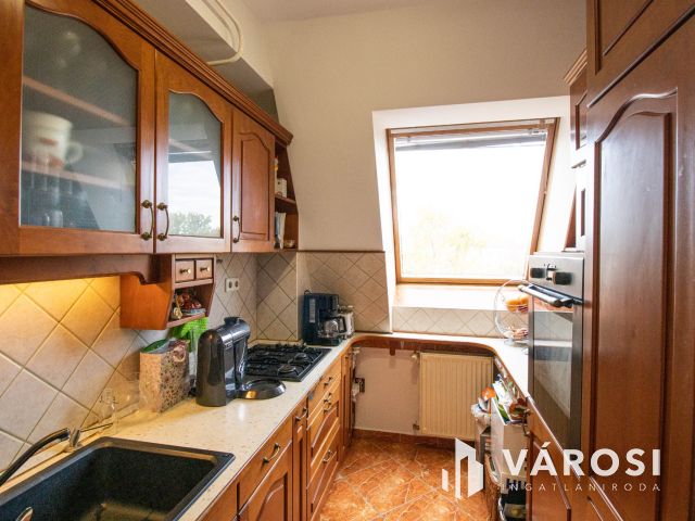 Eladó Örök értékű, újabb építésű lakás a Belvárosban