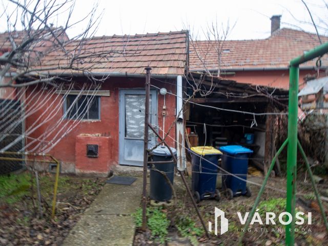 Kétlakásos ikerház Budapest XVI. kerület