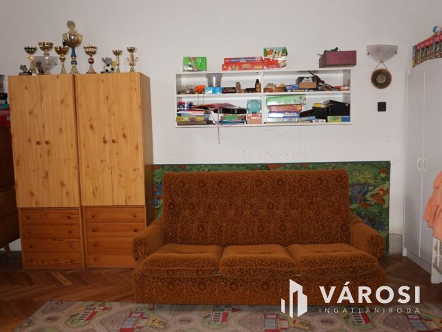 Felújítandó ház Vásárhely belváros közeli részén