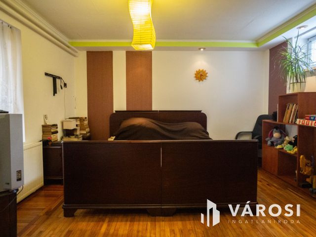 Eladó családi ház Dunaszeg központjában