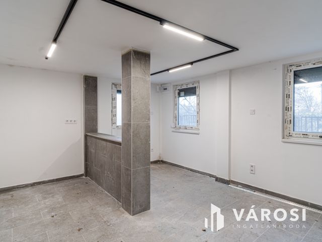 Patent nyaraló a Sárgán