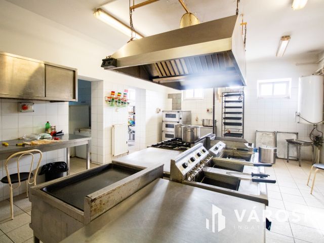 Rendezvényközpont + panzió