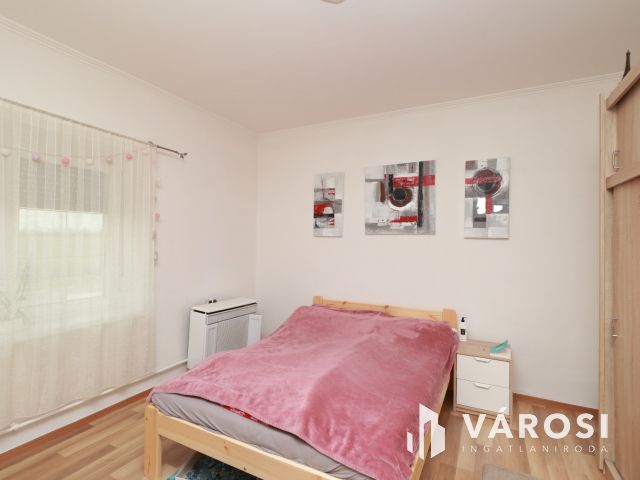 Tótkomlósi családi ház