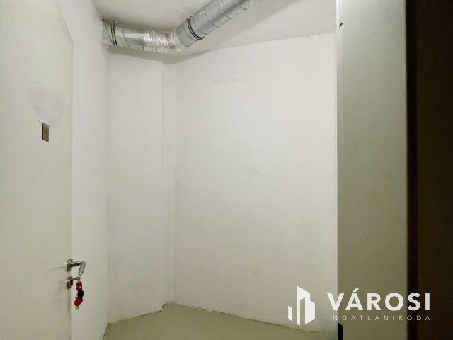 Léda ház – 3 m²-es földszinti tároló eladó