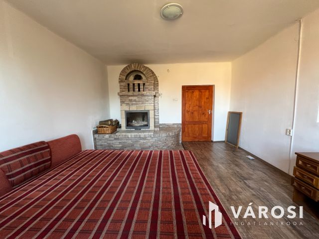 Nyírábrányban Parasztház melléképületekkel Eladó!