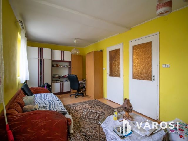 Eladó velencei családi ház csendes helyen