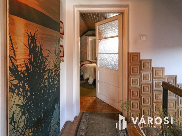 Felújítandó családi ház eladó