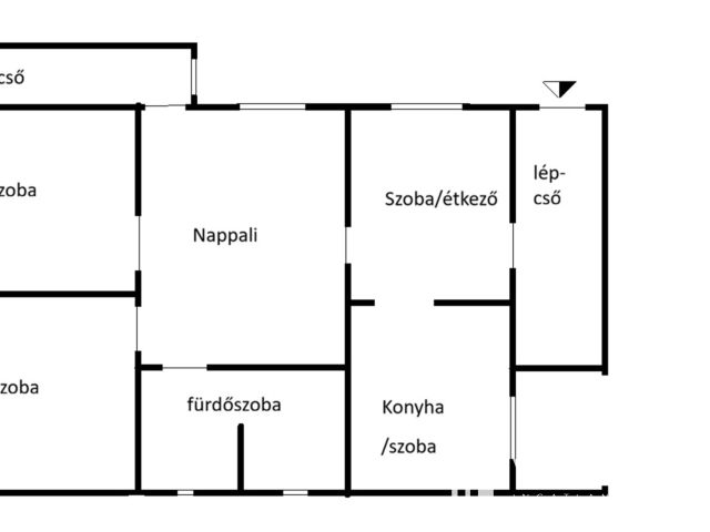 Impozáns kúria épület, az Alpokalján lévő Peresznyén