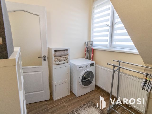 Modern 3+nappalis sorház Gyula Paradicsom városrészében