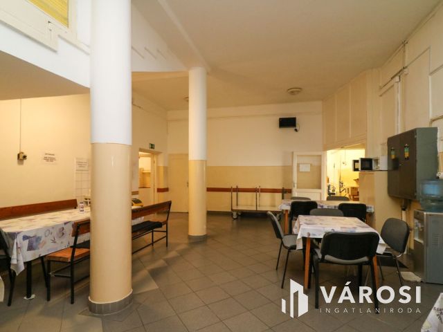 Eladó ipari létesítmény - sokoldalú lehetőségekkel