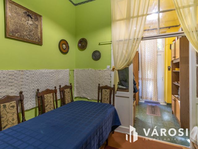 Tágas, alakítható lakás a Boráros tér szomszédságában