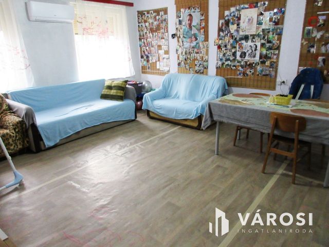 Kiszombori családi ház