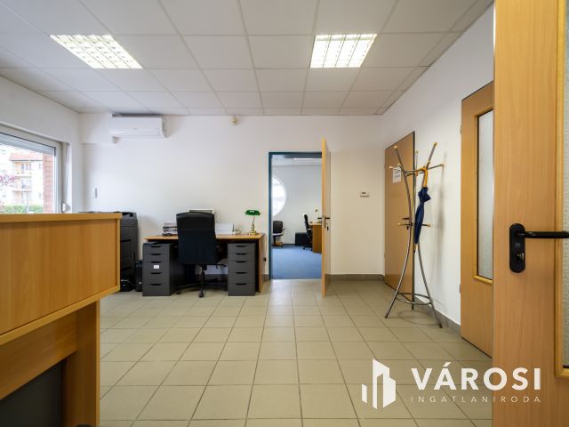 Kiadó, földszinti, napfényes iroda Zuglóban |