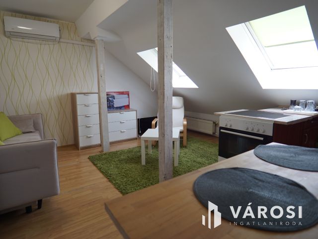 Belvárosi kiadó garzon lakás!